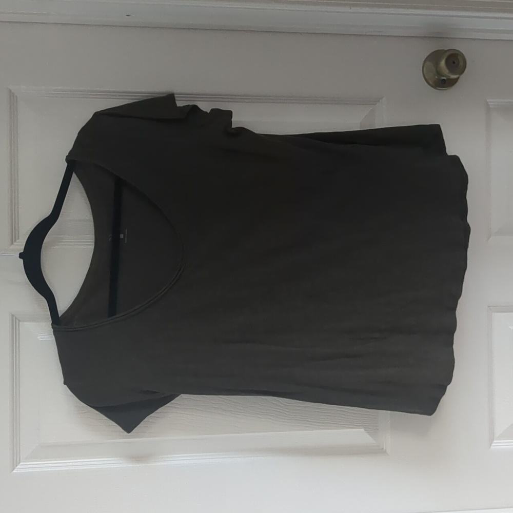 NY&Co T-shirt